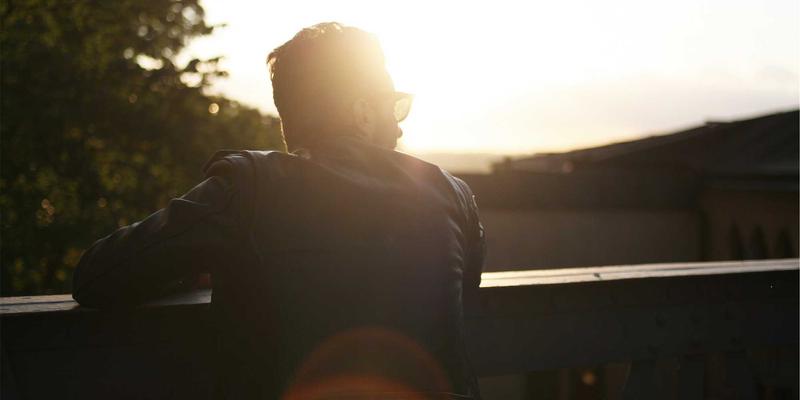 宠物智能家居生态系统构建：从监控、喂食到清洁的智慧联动方案